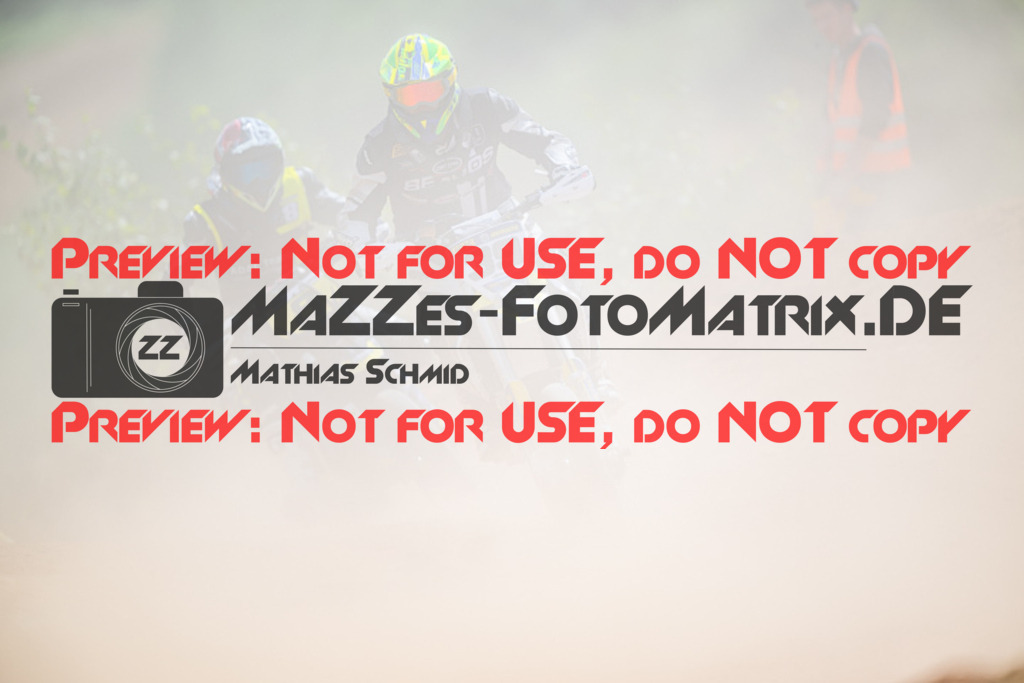 MaZZes_FotoMatrix_220529_7922 | Fotograf Mathias Schmid
Sportfotograf,
Eventfotograf,
Hochzeitsfotograf,
Portraitfotograf