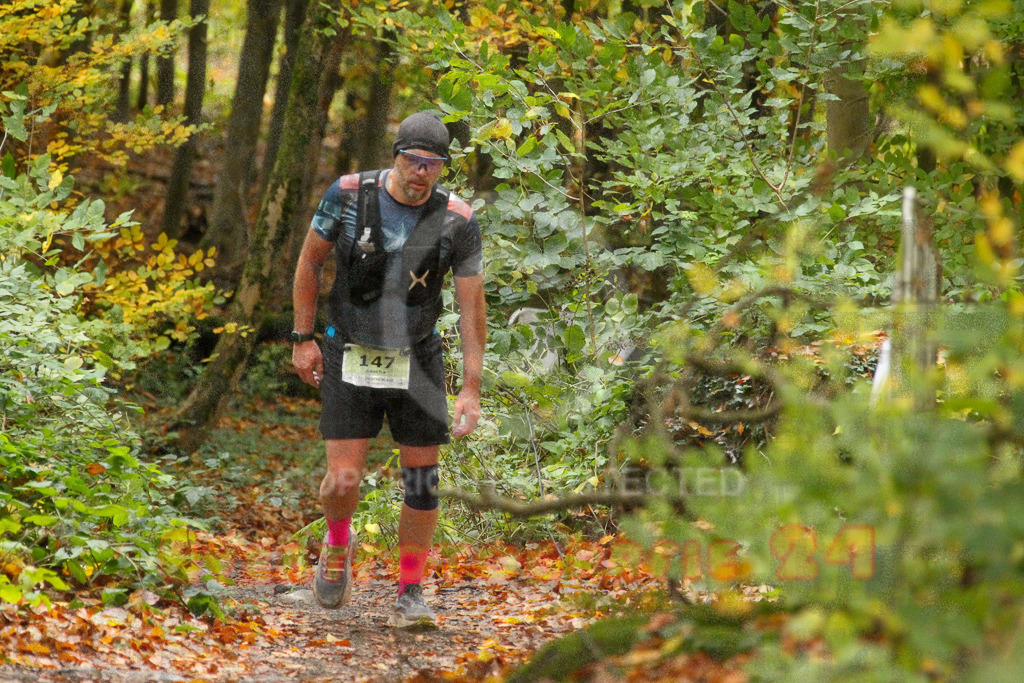 251026_1344_EV4_7021 | Sportfotografie im Rhein-Sieg Kreis, Köln, Bonn, NRW, Rheinland Pfalz, Hessen, etc. Unser Tätigkeitsfeld umfasst den Laufsport vom Volkslauf über den Marathon, Duathlon, Triathon bis zum Ultralauf wie Kölnpfad Ultra oder Schindertrail.