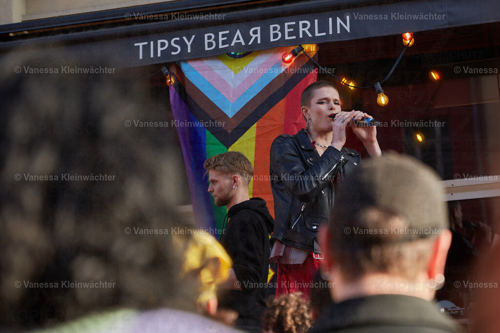 250506_TipsyBearSoli_10 | Vanessa Kleinwächter - Realisiert mit Pictrs.com