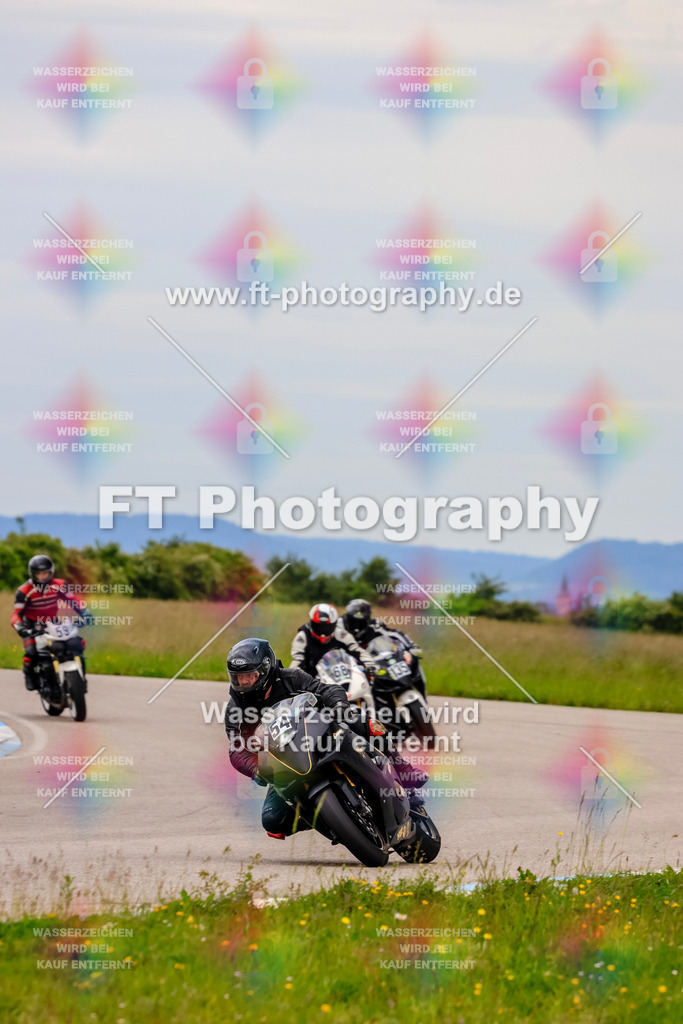 MotoTeam-2865 | Hier findet Ihr Bilder von Touristenfahrten auf der Nürburgring Nordschleife oder von anderen Veranstaltungen die ich besucht habe. Viel Spass beim Durch Schauen 