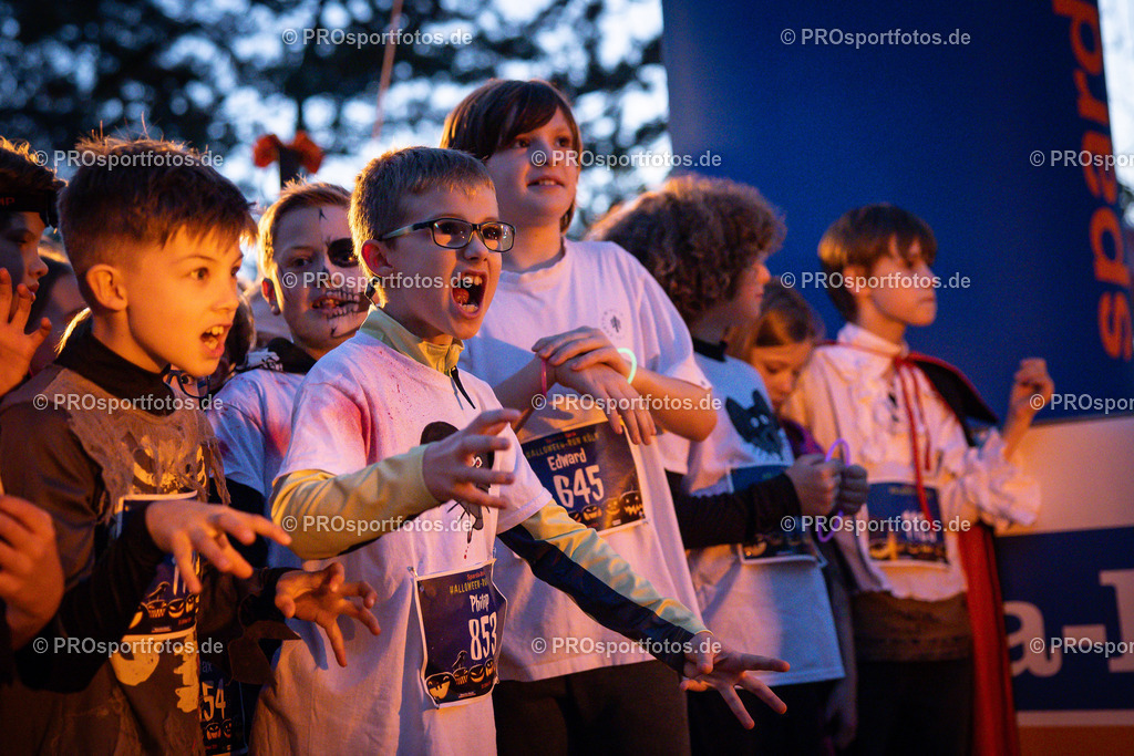 Halloween Run 2024 in Koeln, 31.10.2024 | Impressionen vom Halloween Run 2024 am 31.10.2024 in Koeln (Forstbotanischer Garten Rodenkirchen). Foto: BEAUTIFUL SPORTS/Axel Kohring