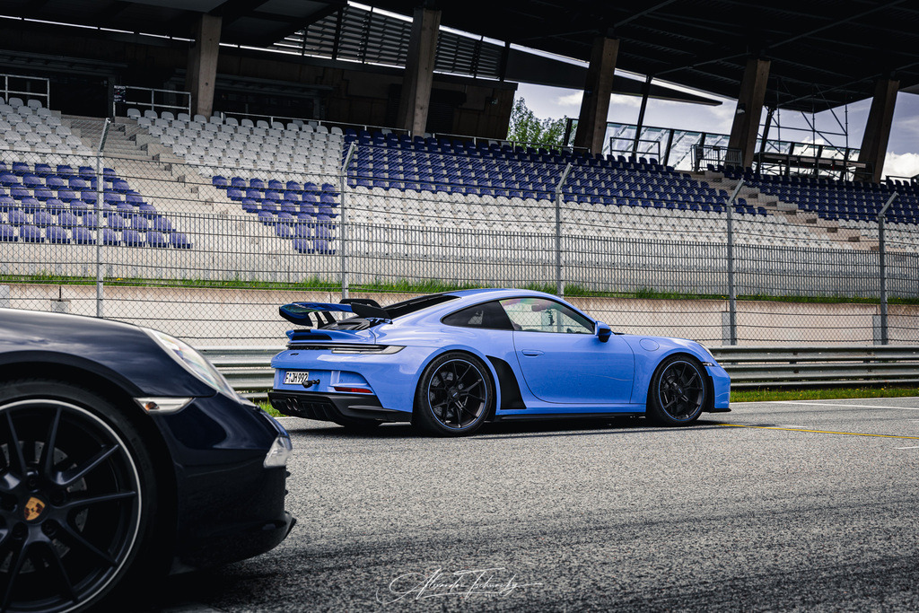 Red Bull Ring 2025 | Entdecken Sie die faszinierende Welt von Alexander Tschuncky Arts: Kreative Fotografie, atemberaubende Automobilkunst und hochwertiger Bilderdruck. Lassen Sie sich inspirieren! - Realisiert mit Pictrs.com