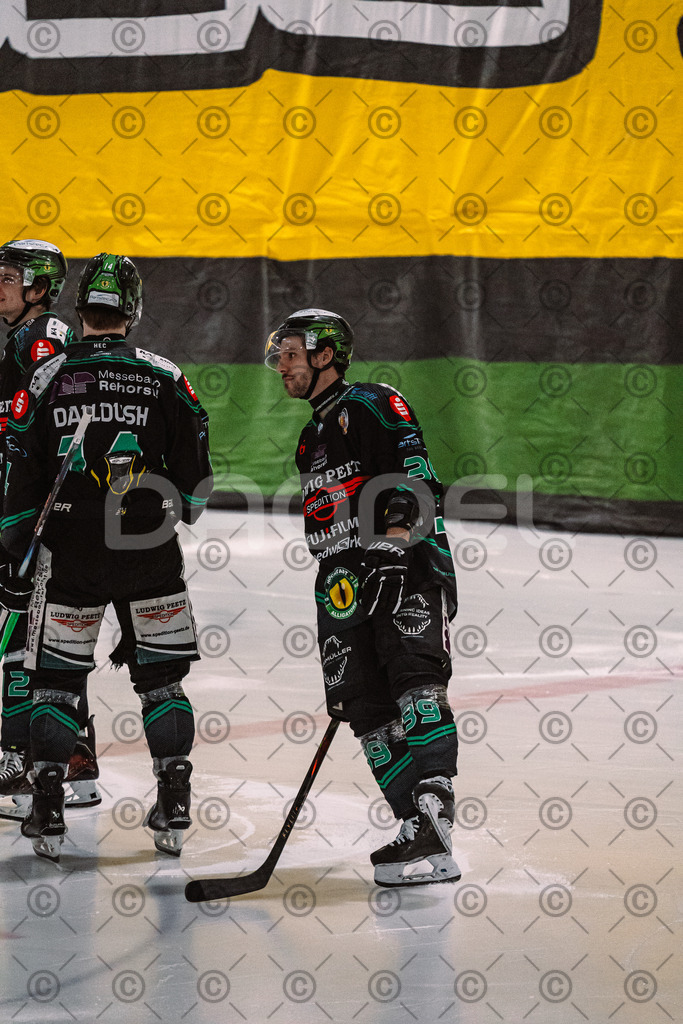 Alligators_vs_Memmingen_09_01_2026-28 | Höchstadt Alligators Fotogalerie: Eishockey-Action aus Franken. Professionelle Spielfotos, Portraits & Stadionbilder zum Download. Jetzt entdecken! - Realisiert mit Pictrs.com