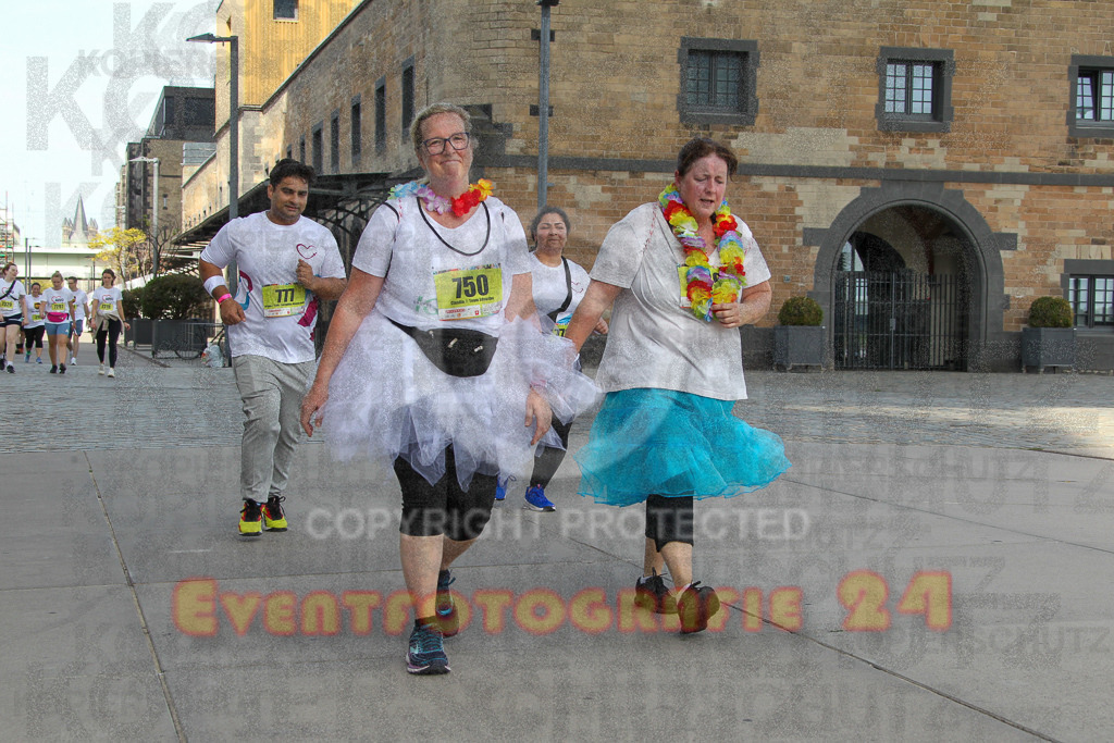 250920_1351_EV4_6793 | Sportfotografie im Rhein-Sieg Kreis, Köln, Bonn, NRW, Rheinland Pfalz, Hessen, etc. Unser Tätigkeitsfeld umfasst den Laufsport vom Volkslauf über den Marathon, Duathlon, Triathon bis zum Ultralauf wie Kölnpfad Ultra oder Schindertrail.