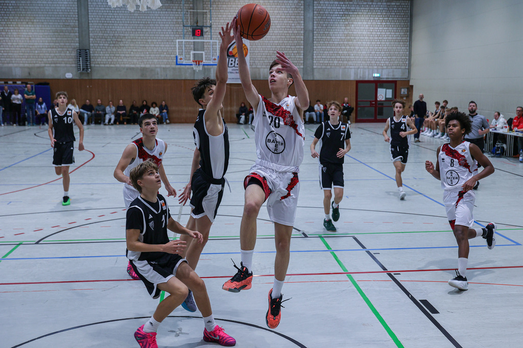 JBBL BAYER GIANTS vs Team BonnKöln RAG-34 | Fotos von Basketballspielen aus dem Raum NRW fotografiert von Gero Mueller-Laschet und Daniel Schaefer - Realisiert mit Pictrs.com