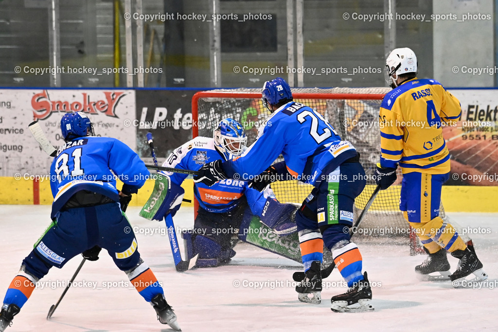 ESC SPARKASSE STEINDORF vs. EHC Althofen | #81 Cimzar Tadej ESC Steindorf, #70 Moser Lukas ESC Steindorf, #28 Bacher Stefan ESC Steindorf, #4 Rassl Benjamin EHC Althofen, ESC SPARKASSE STEINDORF vs. EHC Althofen, ESC SPARKASSE STEINDORF vs. EHC Althofen am 06.03.2026 in Steindorf (Ossiachersee Halle), Austria, (Photo by Bernd Stefan)