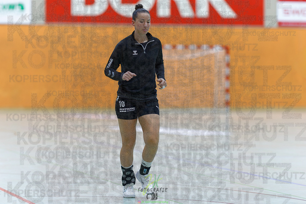 Frauen Oberliga Mitte (HHV); HSG Kleenheim/Langgöns II - HSG Eibelshausen/Ewersbach | Frauen Oberliga Mitte (HHV); HSG Kleenheim/Langgöns II - HSG Eibelshausen/Ewersbach am 01.11.2025 in Oberkleen (Weidig-Halle)Photo © 2025 - Jörg Heinrich - Realisiert mit Pictrs.com