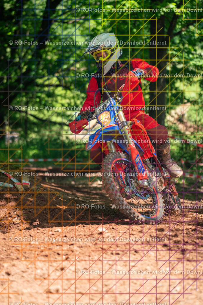 Wolfshausen 2 Lauf -1202 | Sportfotografie von RO-Fotos: Motorsport, Motocross, Enduro, Laufveranstaltungen und Triathlon. Professionelle Fotos von Sportlern und Events. - Realisiert mit Pictrs.com