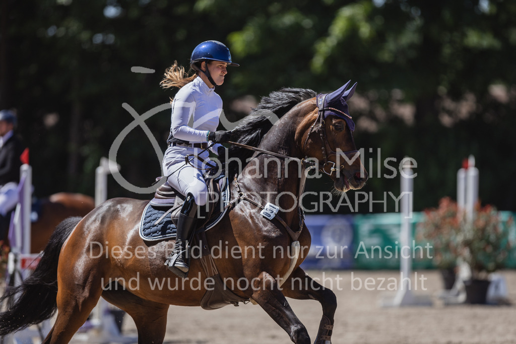 230610_Mühlen_A-Spr2-755 | Deine schönsten Turniermomente als professionelle Fotos! Entdecke hochwertige Pferdesport-Fotografie im Online-Shop. Jetzt Fotos finden & bestellen!