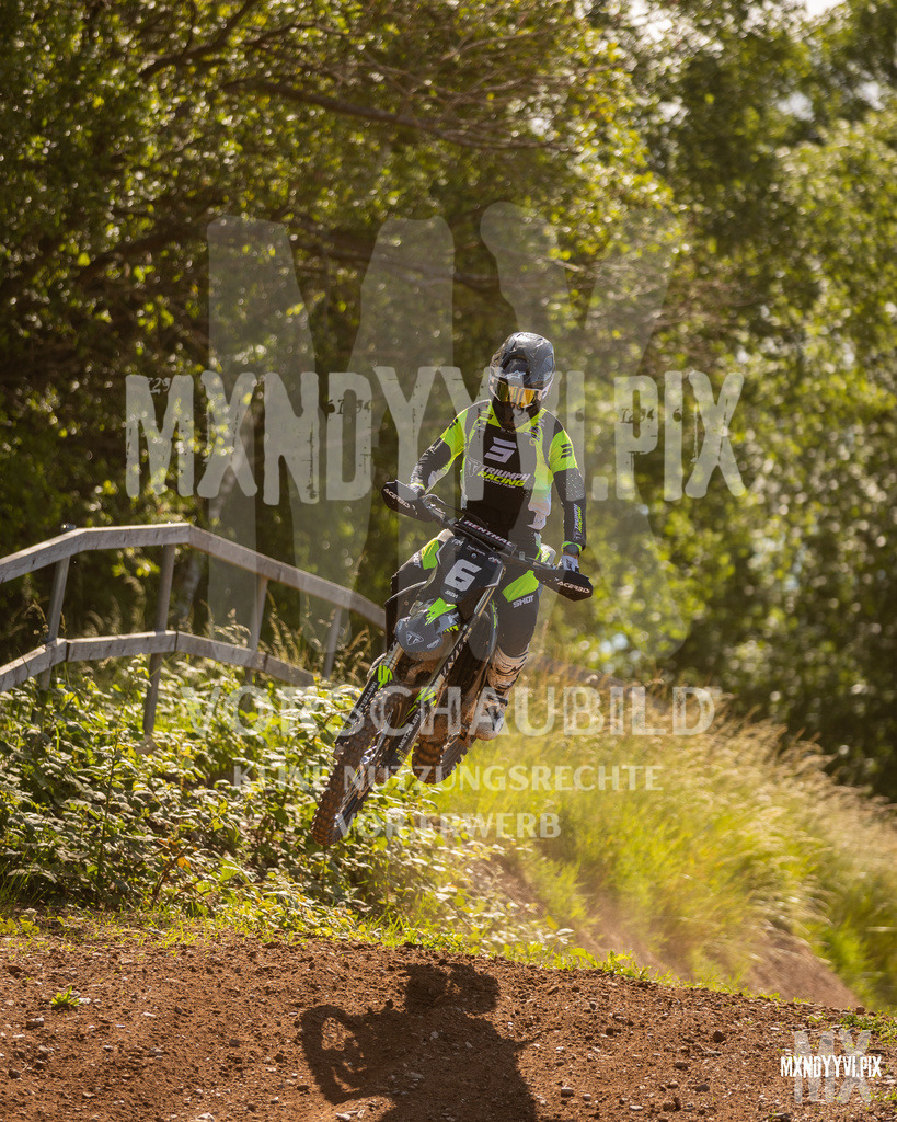 866A0905 | mxndyyvipix