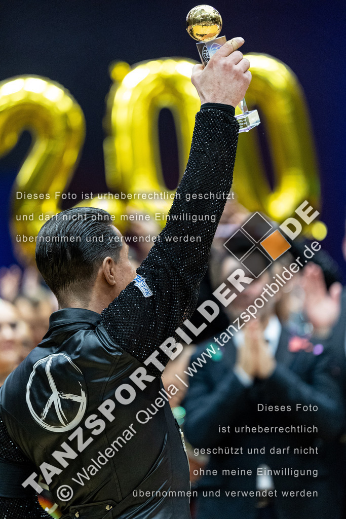 20240113-14353 | Hier finden Sie Tanz Bilder vom Latein und Standard Formationen tanzen. Sportbilder vom Tanzsport. Schöne Fotos und von Weltmeisterschaft, Europameisterschaft, Bundesliga, Regionalliga, Oberliga und Landesliga sowie von GOC Stuttgart, DanceComp, WM Bremen
