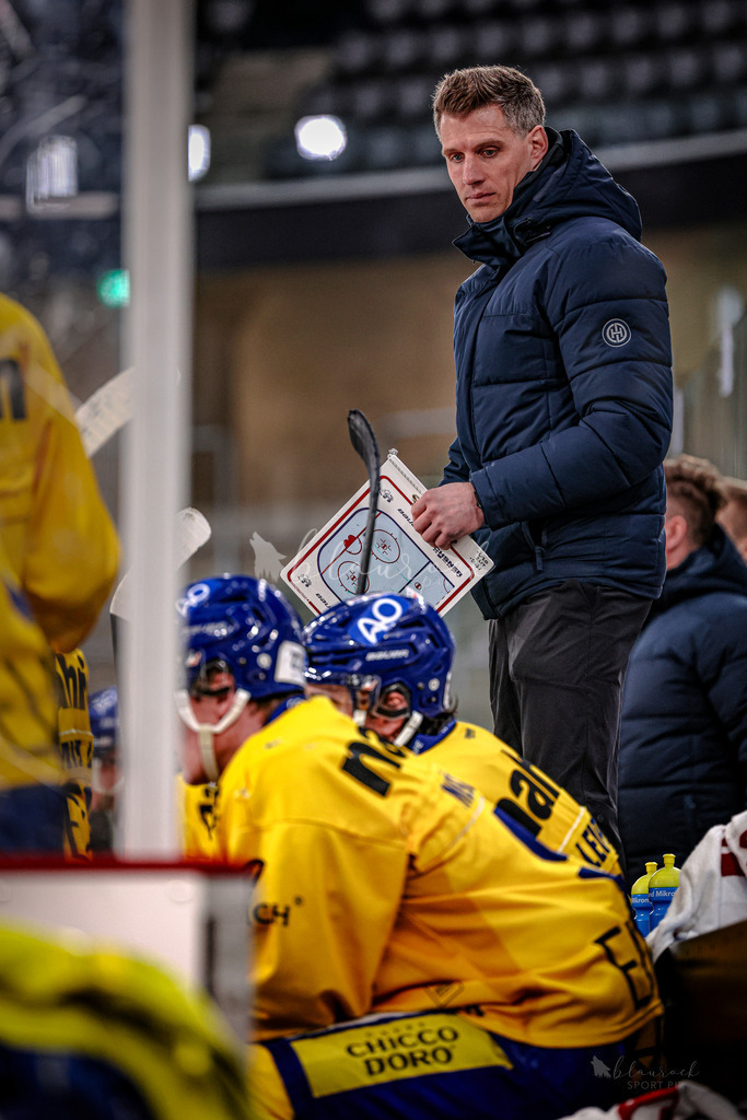 U21_EHCB vs HCD_wb20260308-0603 | Sportbilder, Sportfotograf, Hochzeits- und Eventfotografin, Flugshows, Portraits und Tiershooting, Aviation, Downhill, Nationalleague, Swissleague, International