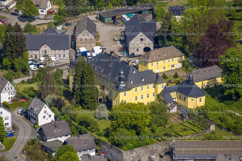 Olsberg240503224 | Luftbild, Schlossanlage Schloss Antfeld, Antfeld, Olsberg, Sauerland, Nordrhein-Westfalen, Deutschland