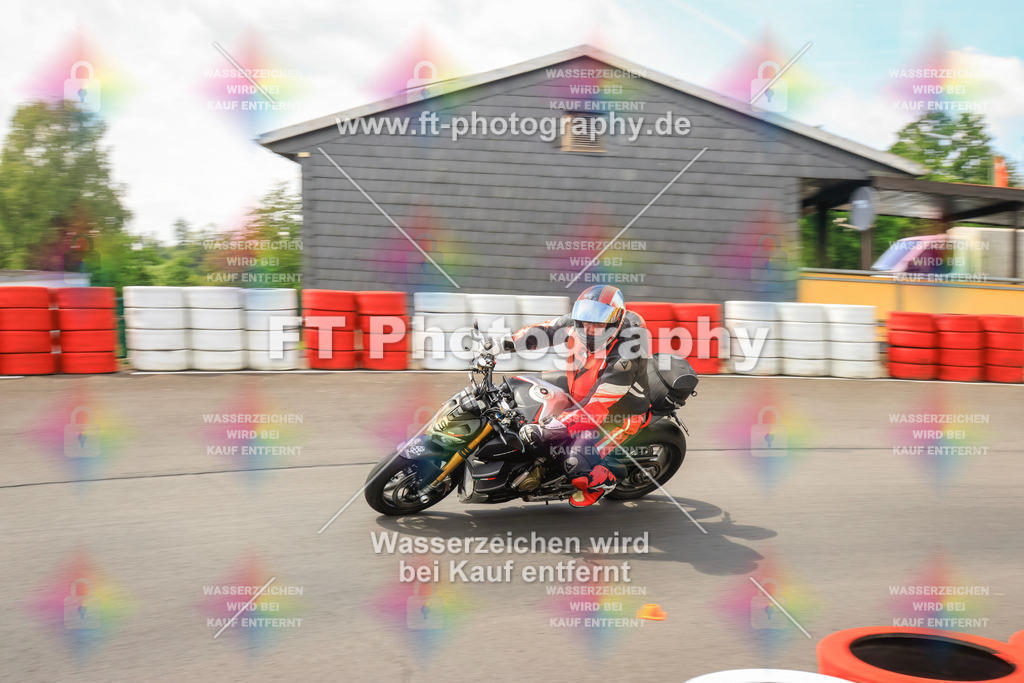 _DSK2801 | Hier findet Ihr Bilder von Touristenfahrten auf der Nürburgring Nordschleife oder von anderen Veranstaltungen die ich besucht habe. Viel Spass beim Durch Schauen 