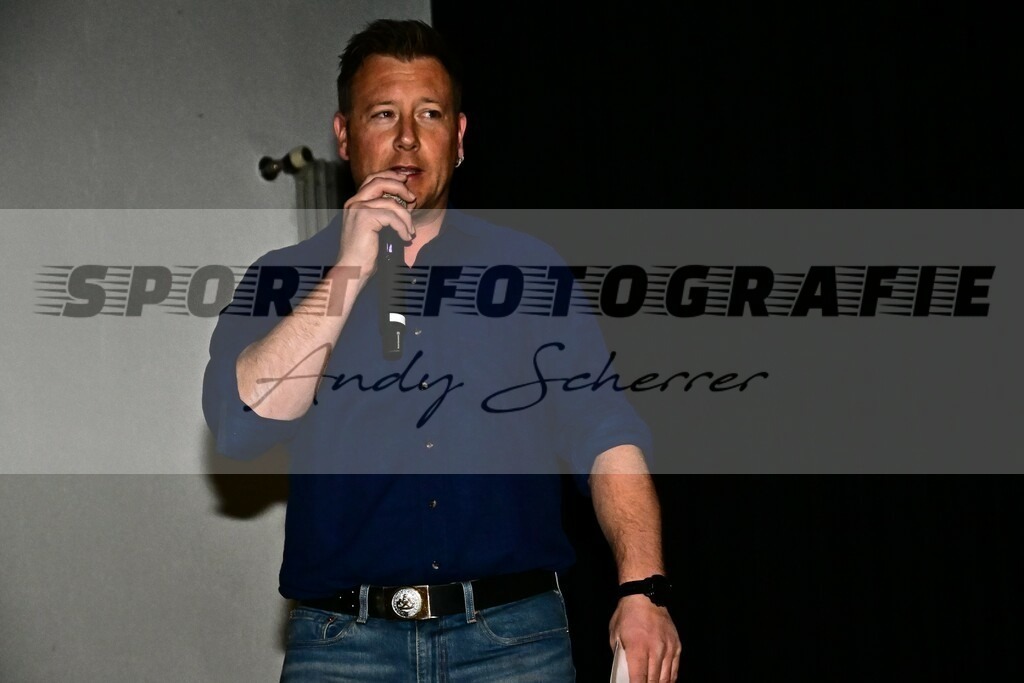 DSC_9797 | Kaufen Sie Sportbilder im Onlineshop von Andy Scherrer Sportfotografie. Faszinierende Bilder von Sportevents aus der ganzen Schweiz. Fussball, Frauenfussball, Unihockey, Handball, Schwingen und weiteren Sportarten. - Realisiert mit Pictrs.com