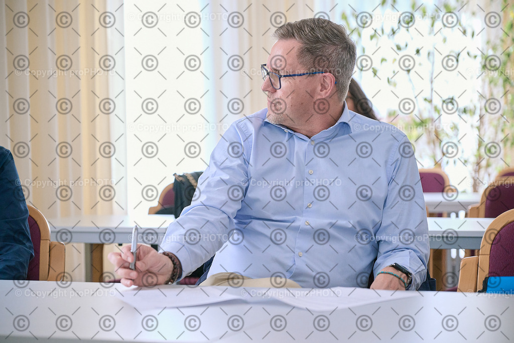 193_202509_EmployerBranding_NZ9_1824 | proPHOTO - Realisiert mit Pictrs.com