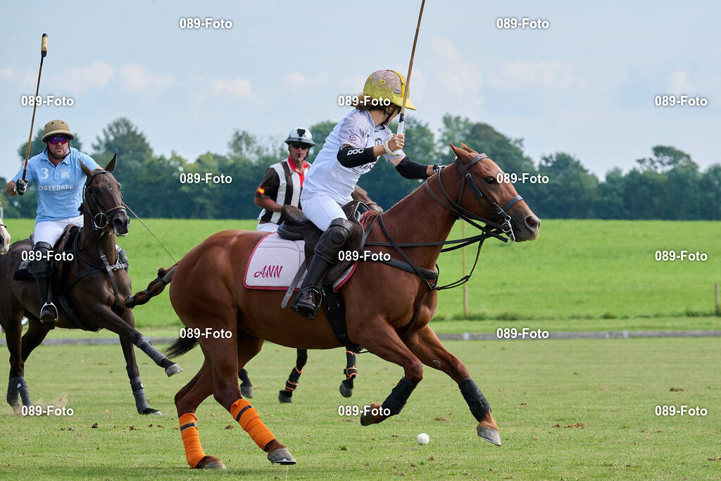 La Tarde Summer Cup 2025, Ostersee Polo Team vs La Tarde Polo Team | La Tarde Polo Club Munich, La Tarde Summer Cup 2025, Ostersee Polo Team vs La Tarde Polo Team, 2025-08-24Foto: 089-foto.org - Realisiert mit Pictrs.com