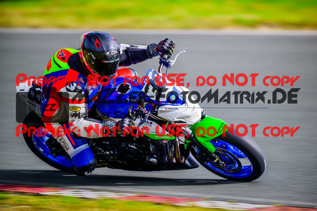 MaZZes_FotoMatrix_240726_6021986_3093 | TWIN