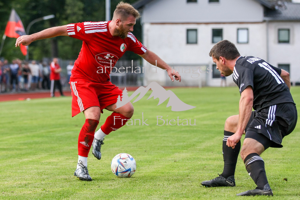 993T5913 | Michal Strajt