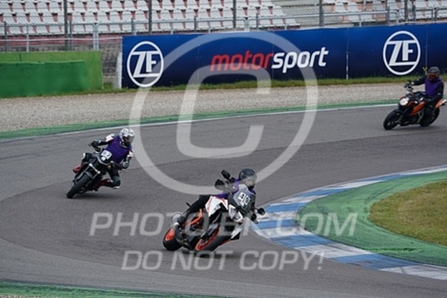 2023_05_01_PBK_28885 | Sportfotografie; SlowMotion; Video; Rennstrecke; Hafeneger; Speer; Racing; RSE; BMW; CBO; Trackday; Motorsportarena; Hockenheimring; Brno; Most; Barcelona; Valencia