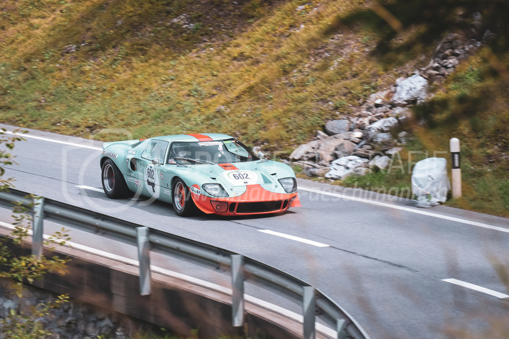 21. Arosa ClassicCar 2025 - 7. =September= 2025 | Valentino Fry aus Wilen-Wollerau (SUI) in einem Ford GT40 Le Mans aus dem Jahre 1969 mit Startnummer 602 am Arosa ClassicCar 2025 in der Kategorie Demo..@arosaclassiccar, @arosa.official, #arosaclassiccar, #arosa, #76curves, #classiccarBild: Sportfotografie Markus Aeschimann | www.markus-aeschimann.ch - Realisiert mit Pictrs.com