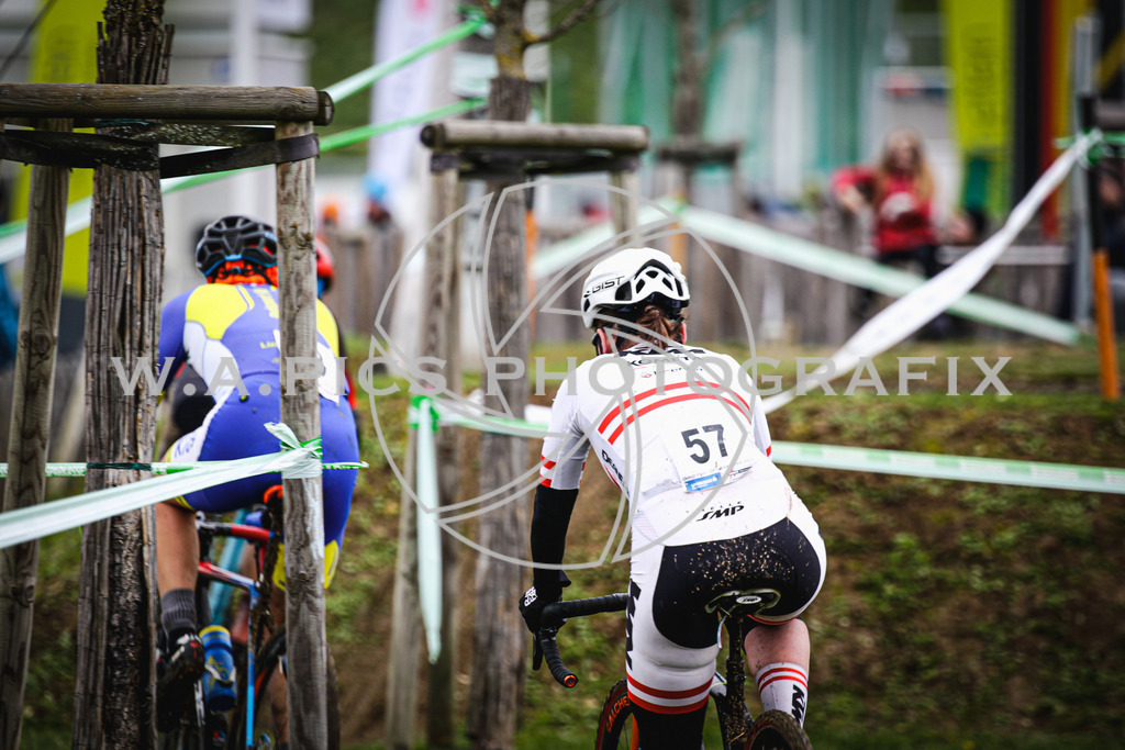 ..... | AUSTRIA, 24.11.24, 3.Radquerfeldein GP um das Sportzentrum Gunskirchen Image shows: Photo: Wapics / Andreas Willdoner