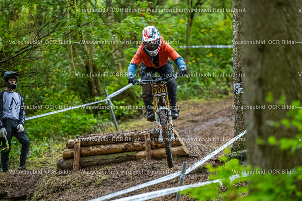 IXS Downhill Ilmenau Samstag R6-0123 | OCR Bilder Fotograf Eisenach Michael Schröder