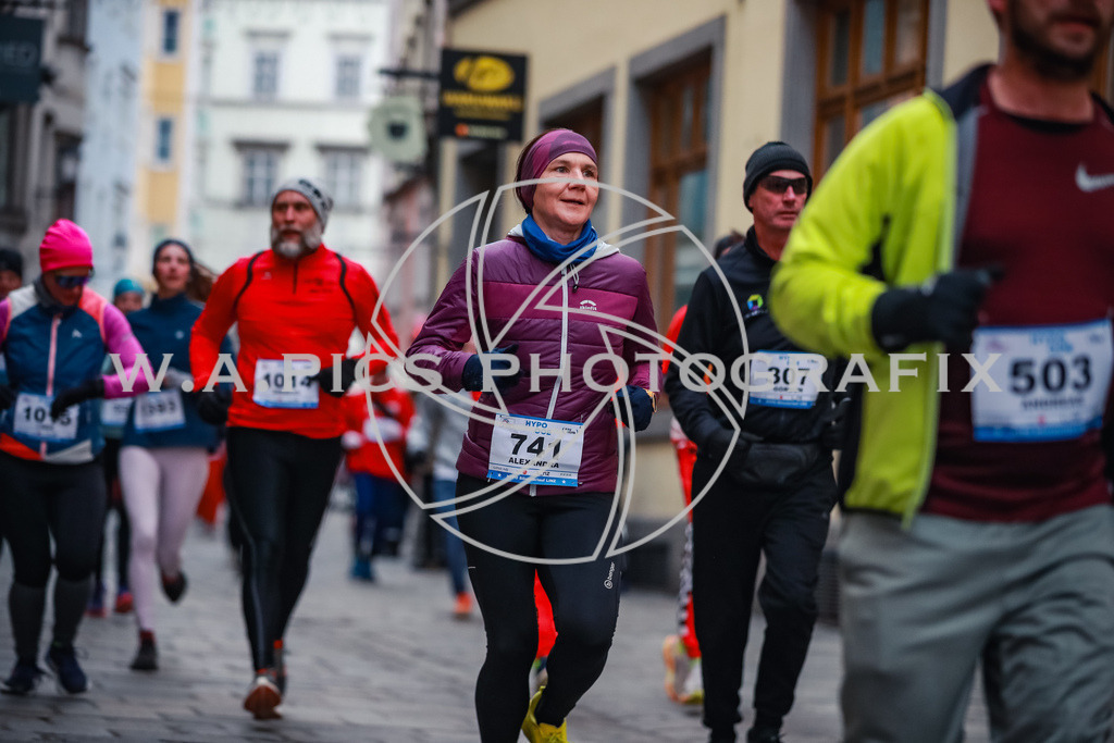 SILVESTERLAUF LINZ 25 | Linz, AUSTRIA, 31. Dezember 25, TRIRUN SILVESTERLAUF LINZ 25 , Image shows: 
Photo: WAPICS / BINDER Manuel