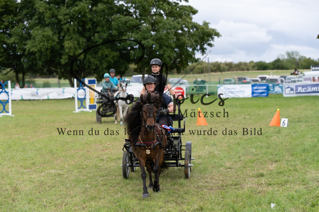 A7V06189 | Turnier/Reitfotograf