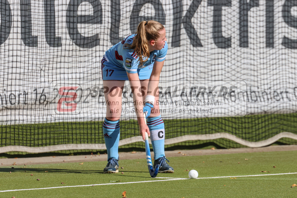 MJ_2022-10-08_Damen_HTCU-UHC-37 | Emily Günther (UHC Hamburg #17), Uhlenhorst Mülheim - UHC Hamburg am 8.10.2022 im Waldstadion, Mülheim a. d. Ruhr
