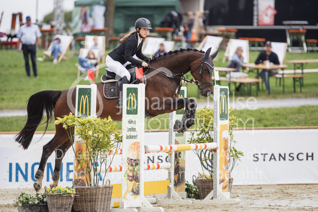 230728_BHO_A1-Stil-1-204 | Deine schönsten Turniermomente als professionelle Fotos! Entdecke hochwertige Pferdesport-Fotografie im Online-Shop. Jetzt Fotos finden & bestellen!