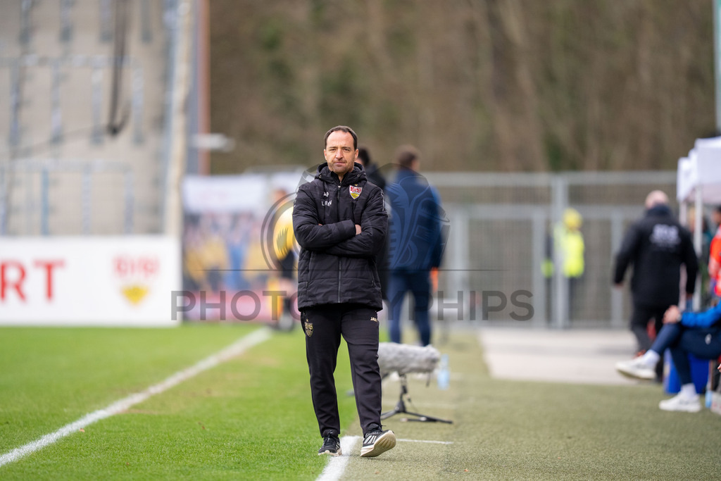 VfB Stuttgart II vs. TSG Hoffenheim II, Fussball, 3. Liga, 26. Spieltag, 15.03.2026 | Nico Willig (Trainer VfB Stuttgart II),VfB Stuttgart II vs. TSG Hoffenheim II, Fussball, 3. Liga, 26. Spieltag, 15.03.2026Foto: photosbyphips/Philip Ziegler