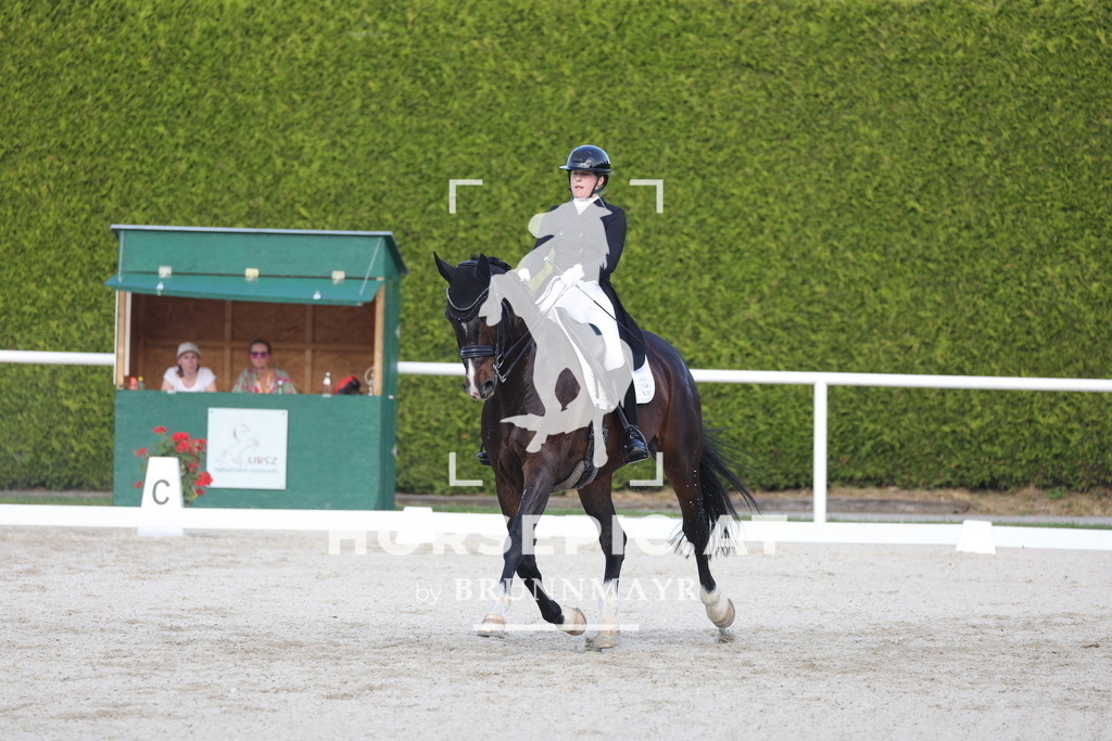 0P6A3743 | Willkommen bei Brunnmayr - Design & Fotografie – Ihrem Spezialisten für Reitturniere und Pferdeveranstaltungen in Oberösterreich, Salzburg und Bayern! Seit über 17 Jahren sind wir leidenschaftlich dabei.