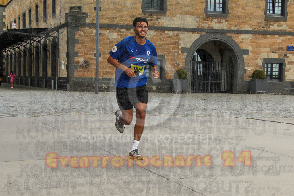 250920_1321_EV4_5296 | Sportfotografie im Rhein-Sieg Kreis, Köln, Bonn, NRW, Rheinland Pfalz, Hessen, etc. Unser Tätigkeitsfeld umfasst den Laufsport vom Volkslauf über den Marathon, Duathlon, Triathon bis zum Ultralauf wie Kölnpfad Ultra oder Schindertrail.