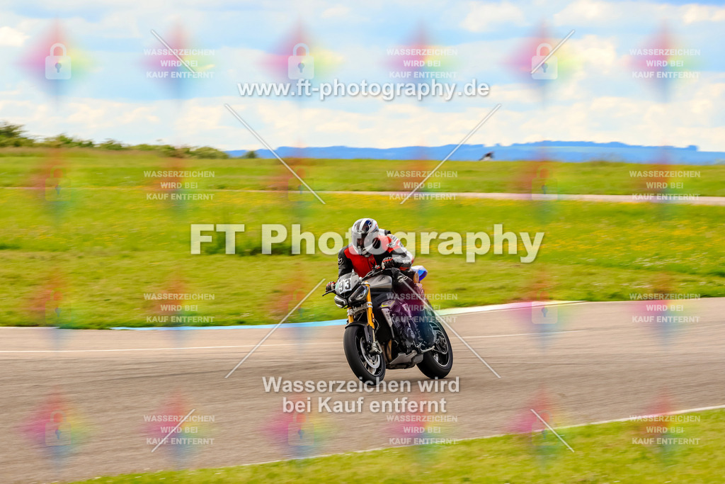 MotoTeam-1390 | Hier findet Ihr Bilder von Touristenfahrten auf der Nürburgring Nordschleife oder von anderen Veranstaltungen die ich besucht habe. Viel Spass beim Durch Schauen 