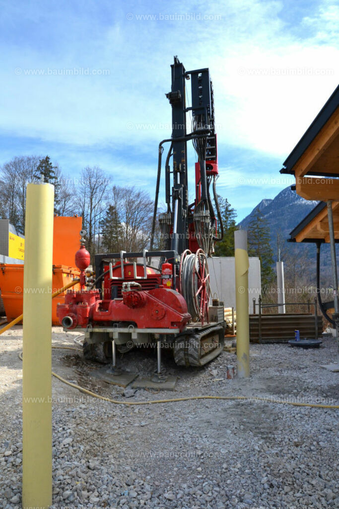 bib-lg16-heizung-0012 | Nach LV-Leistungsgruppen sortierte Detailfotos über den Bau eines Hauses. Alle Hausbau-Bilder direkt vom Urheber und Autor der Website Haus-Selber-Bauen.com