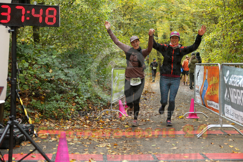 251026_1339_EX1_3797 | Sportfotografie im Rhein-Sieg Kreis, Köln, Bonn, NRW, Rheinland Pfalz, Hessen, etc. Unser Tätigkeitsfeld umfasst den Laufsport vom Volkslauf über den Marathon, Duathlon, Triathon bis zum Ultralauf wie Kölnpfad Ultra oder Schindertrail.