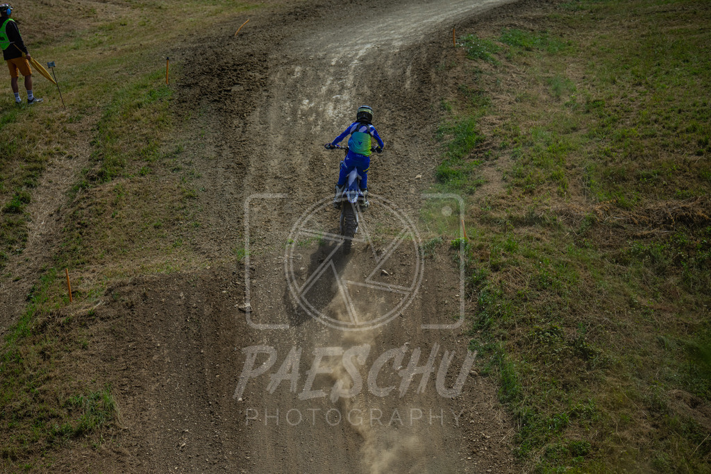 MX2A (81) | Paeschuphoto Shop - Wer nicht sucht der auch nicht findet.Ob Motocrossbilder oder von einem besuchtem Spiel, Hauptsache Action. - Realisiert mit Pictrs.com