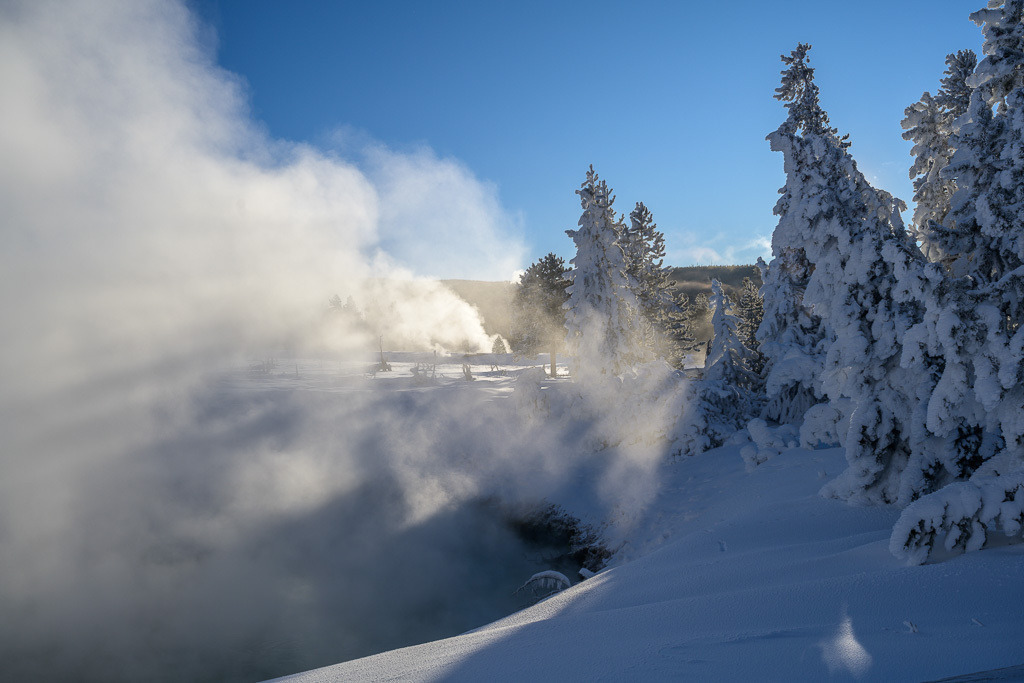 2024-140 | Sonnenaufgang am Firehole River. - Realisiert mit Pictrs.com