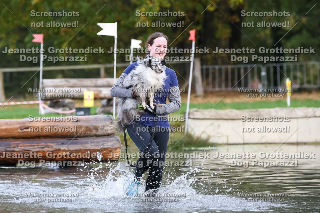 Dog Paparazzi - Strongdog 10-25-6607 | Dog Paparazzi Jeanette Grottendiek Fotografie & Videografie - Realisiert mit Pictrs.com