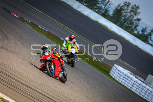 0012-240624_NR-010_12 | Deine Full-Service-Agentur für ✔️Videoproduktionen und ✔️Motorsportfotografie Jetzt Angebot anfragen!