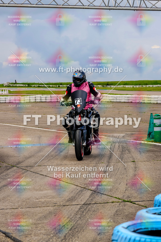 MotoTeam-9680 | Hier findet Ihr Bilder von Touristenfahrten auf der Nürburgring Nordschleife oder von anderen Veranstaltungen die ich besucht habe. Viel Spass beim Durch Schauen 