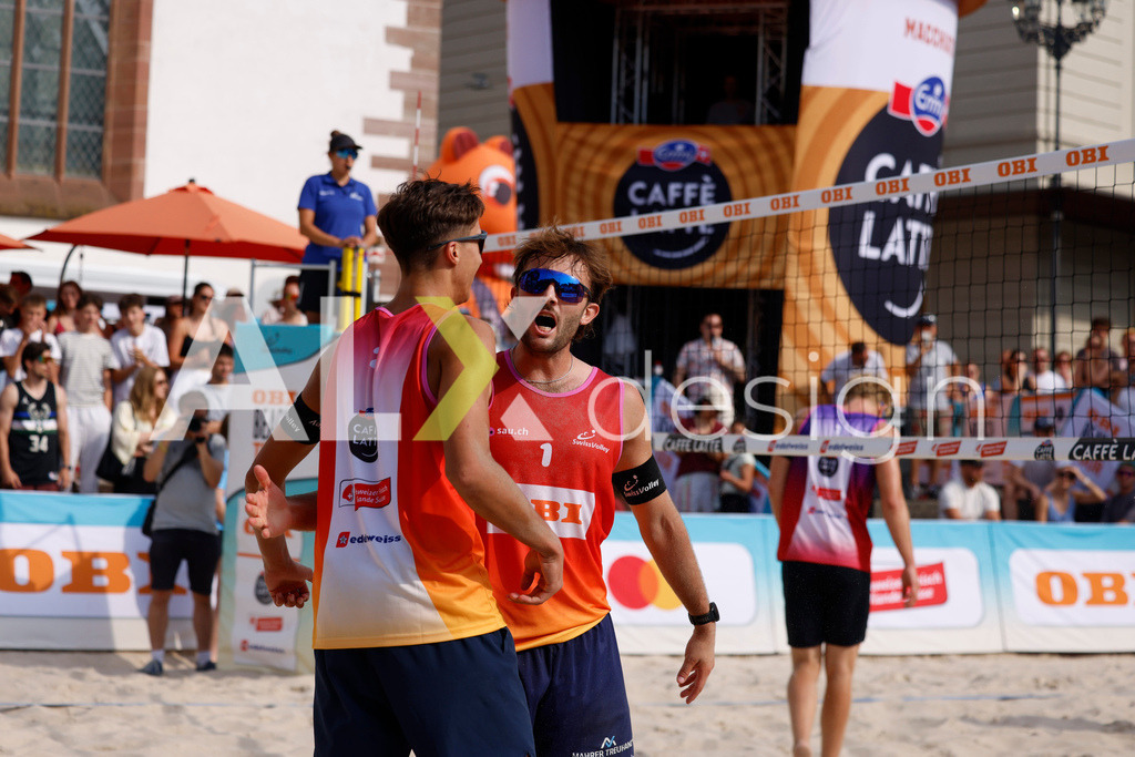 Obi BeachTour 2026 - Basel | BASEL, SWITZERLAND - JULY 19: LEO DILLIER (SUI) and LUC EMANUEL FLÜCKIGER (SUI) during the Obi BeachTour 2026 match between DILLIER / FLÜCKIGER (SUI) and BREER / KÄLIN (SUI) at Barfüsserplatz on July 19, 2026 in Basel, Switzerland. - Realisiert mit Pictrs.com