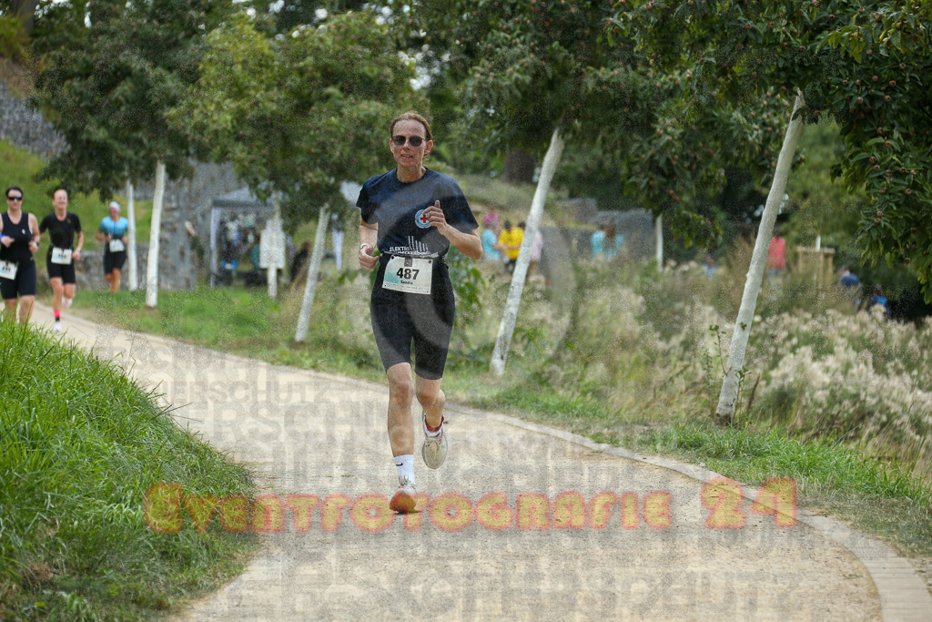 250824_1408_EX1_5129 | Sportfotografie im Rhein-Sieg Kreis, Köln, Bonn, NRW, Rheinland Pfalz, Hessen, etc. Unser Tätigkeitsfeld umfasst den Laufsport vom Volkslauf über den Marathon, Duathlon, Triathon bis zum Ultralauf wie Kölnpfad Ultra oder Schindertrail.