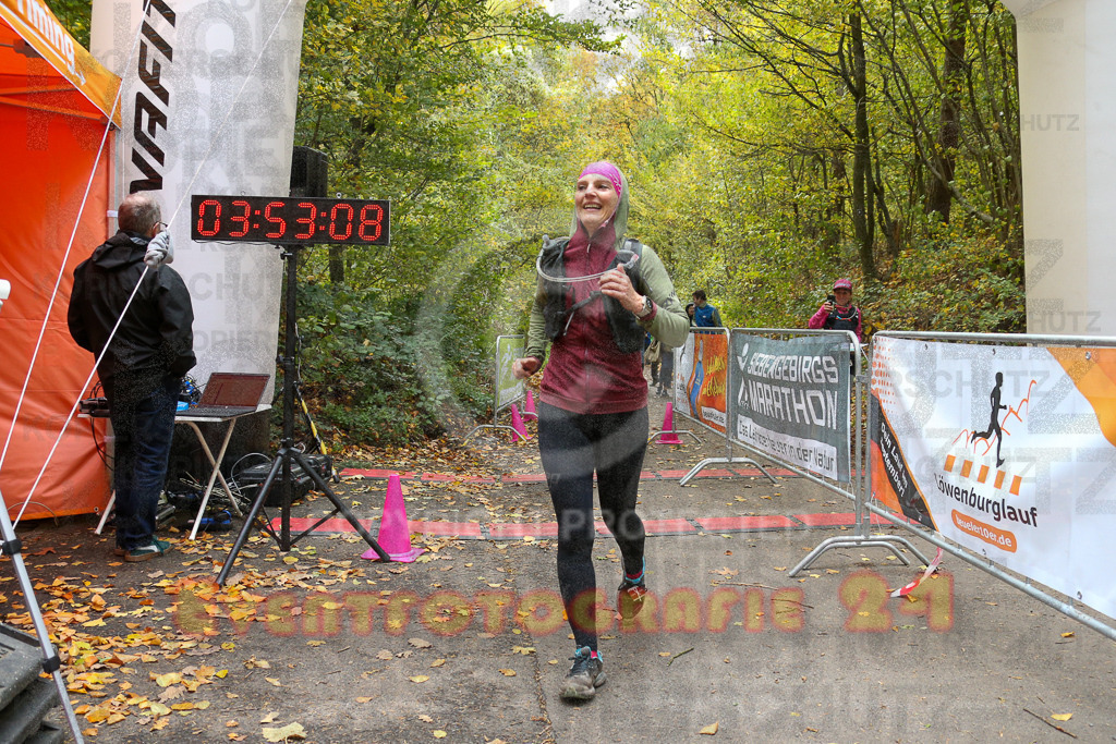 251026_1354_EX1_4043 | Sportfotografie im Rhein-Sieg Kreis, Köln, Bonn, NRW, Rheinland Pfalz, Hessen, etc. Unser Tätigkeitsfeld umfasst den Laufsport vom Volkslauf über den Marathon, Duathlon, Triathon bis zum Ultralauf wie Kölnpfad Ultra oder Schindertrail.