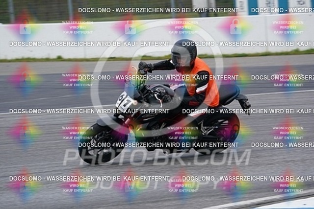 2023_04_25_PBK_21997 | Sportfotografie; SlowMotion; Video; Rennstrecke; Hafeneger; RSE; Speer; Trackday; Motorsportarena; Hockenheimring; Brno; Most; Barcelona; Valencia, Benny; Kaetzmer;