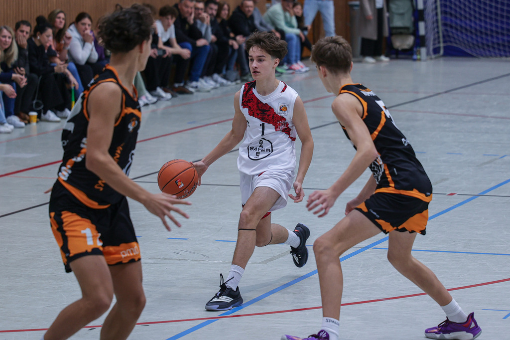 JBBL BAYER GIANTS vs Young Lions Wuppertal-35 | Fotos von Basketballspielen aus dem Raum NRW fotografiert von Gero Mueller-Laschet und Daniel Schaefer - Realisiert mit Pictrs.com