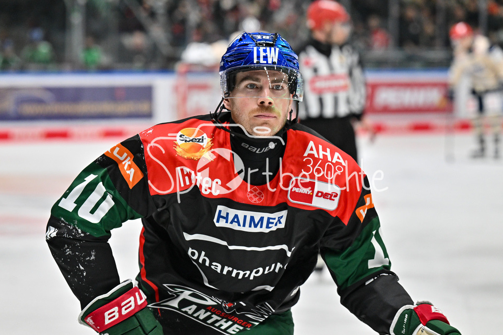 Augsburger Panther - Schwenninger Wild Wings | Jubel der Panther nach dem Treffer zum 1-3 druch Chris COLLINS (Augsburger Panther #10) / Freude / Happy / Tor / Torschuetze / DEL: Augsburger Panther - Schwenninger Wild Wings, Curt Frenzel Stadion am 24.01.2025