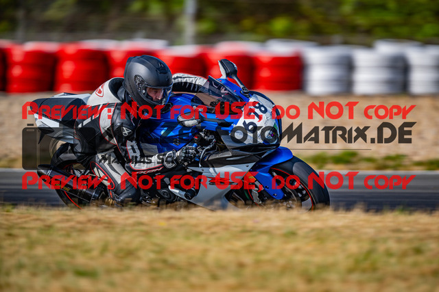 MaZZes_FotoMatrix_230719_6969 | GRUEN