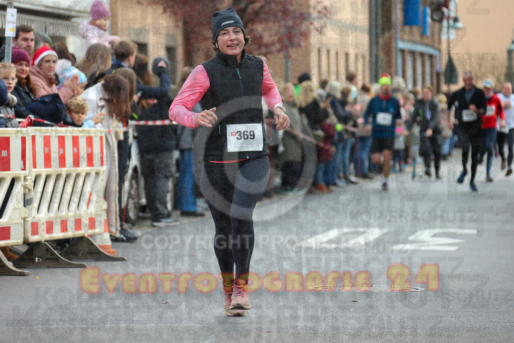 221127_1219_EX1_2414 | Sportfotografie im Rhein-Sieg Kreis, Köln, Bonn, NRW, Rheinland Pfalz, Hessen, etc. Unser Tätigkeitsfeld umfasst den Laufsport vom Volkslauf über den Marathon, Duathlon, Triathon bis zum Ultralauf wie Kölnpfad Ultra oder Schindertrail.